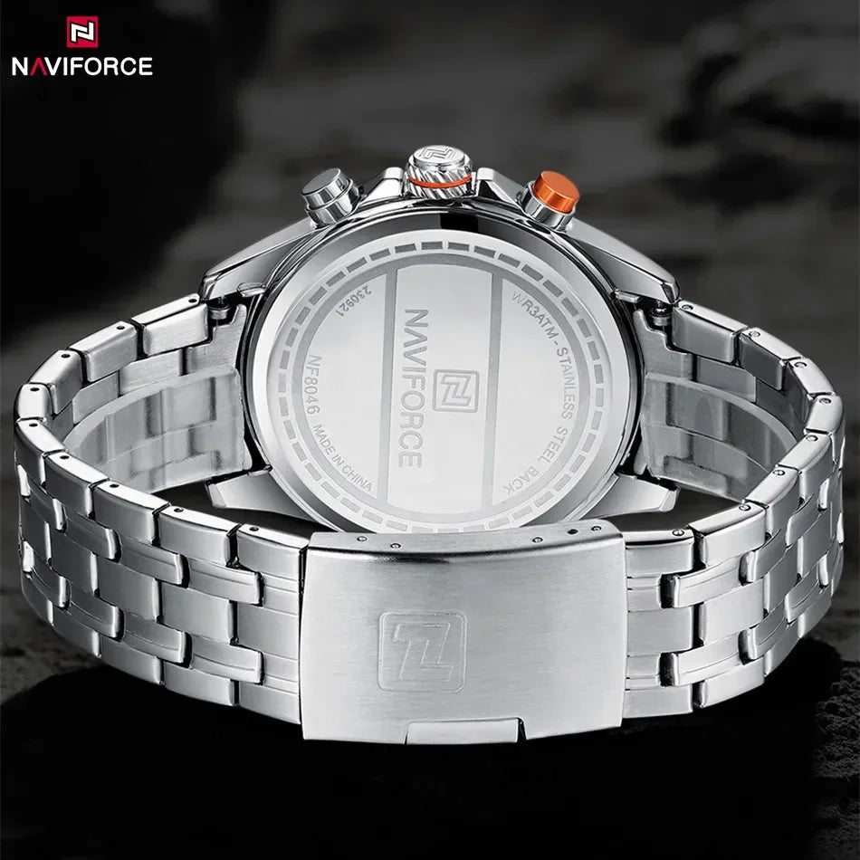 Titan Uhr
