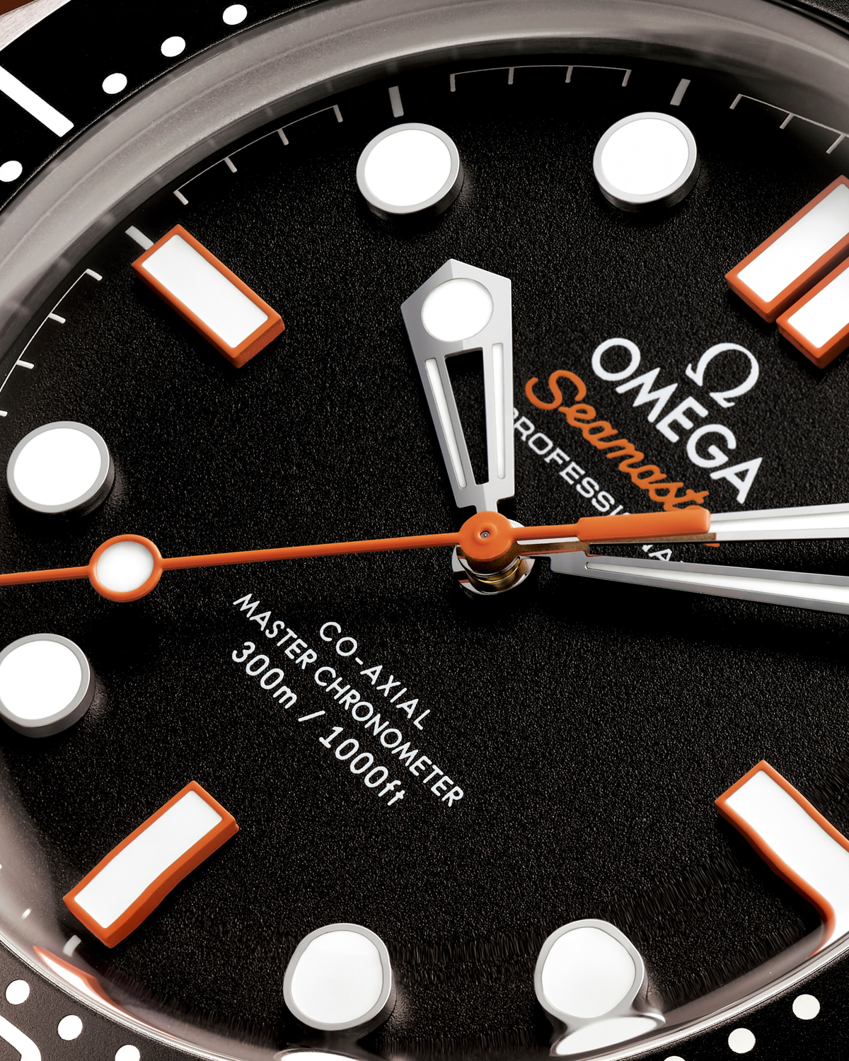 Seamaster Diver 300M 42 mm Çelik Kordon
